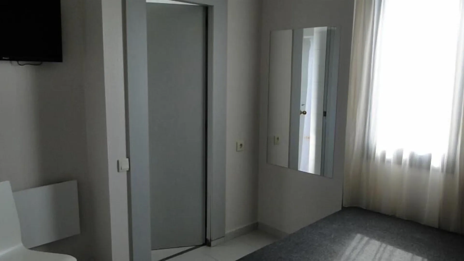 Pensión Hostal Lami Esplugues de Llobregat